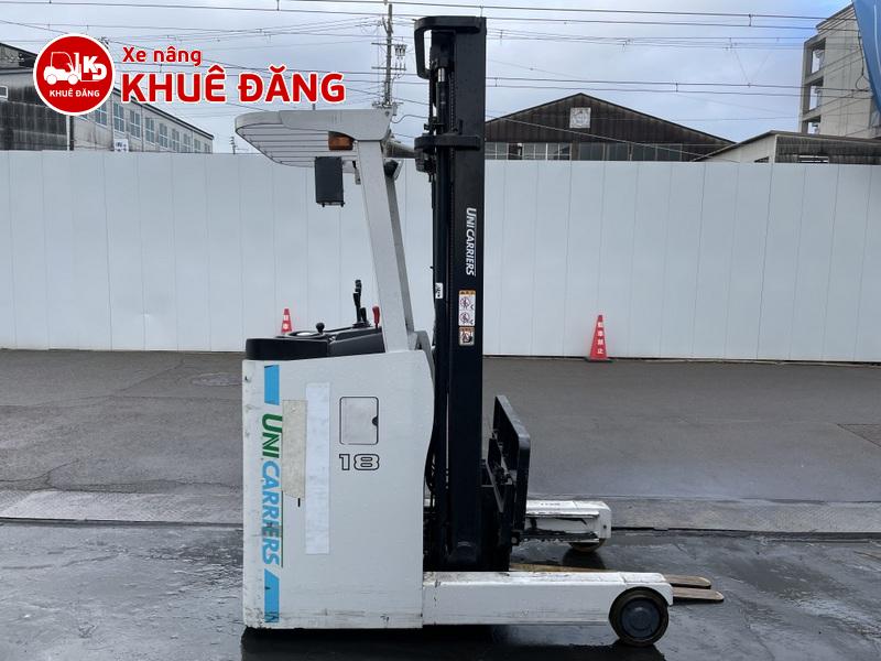 Xe nâng điện đứng lái UNICARRIER-TCM-FRHB18-8- với chiều cao nâng 4.2m