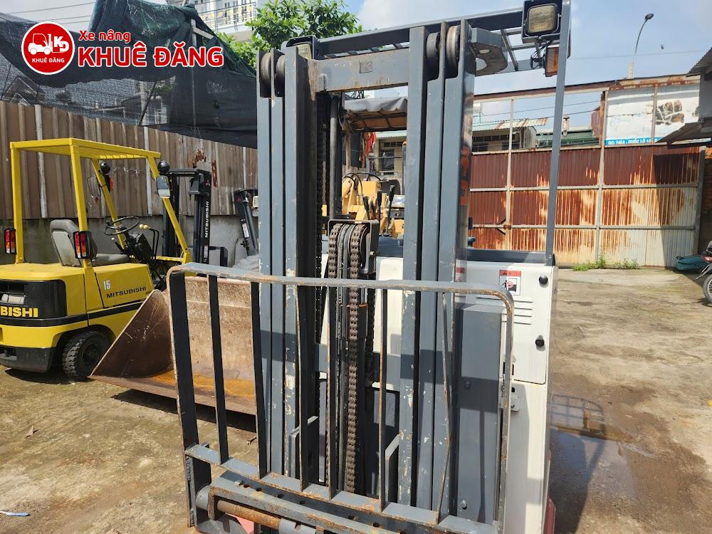 Xe nâng điện đứng lái 2.5 tấn Nichiyu FBR25-63-300Z
