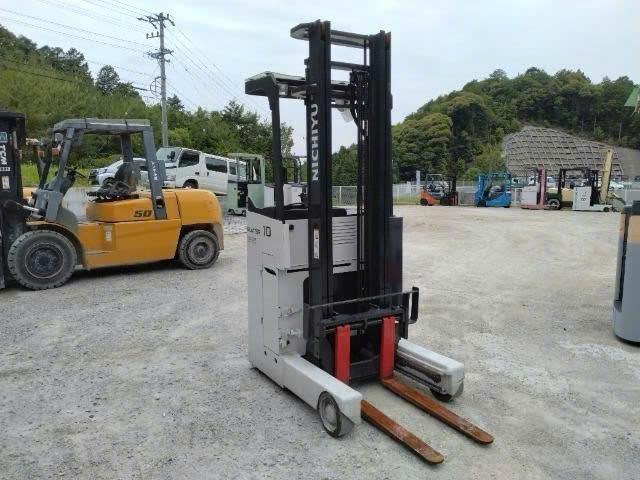 Xe nâng điện đứng lái 1 tấn Nichiyu FBR10N-80-400, nâng cao 4m