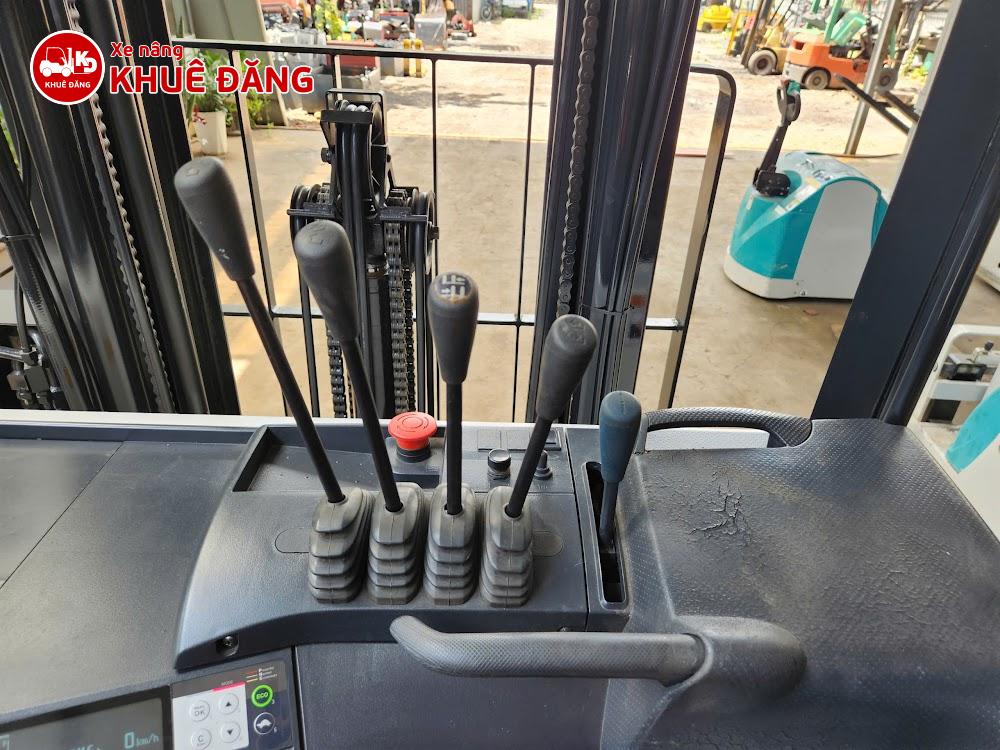 Xe nâng điện đứng lái 1.8 tấn Nichiyu FBRMAW18-80B-550MCSSF