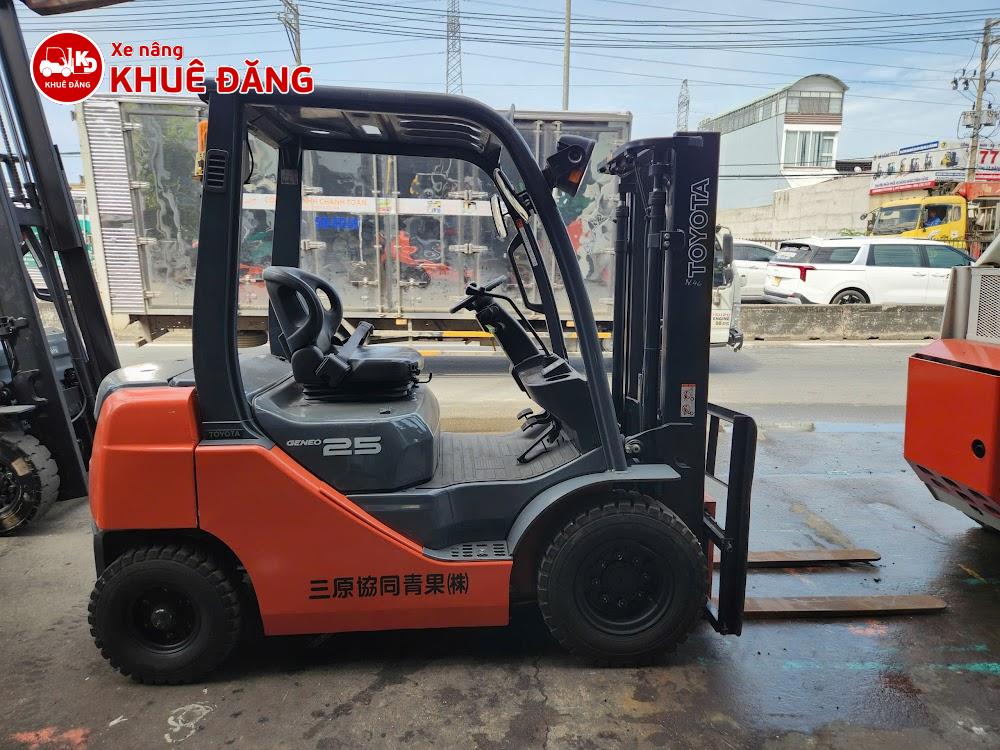 Xe nâng dầu 2 tấn Toyota 02-8FD20 được tuyển chọn kỹ lưỡng từ các sàn đấu giá uy tín tại Nhật, đảm bảo chất lượng còn rất tốt.