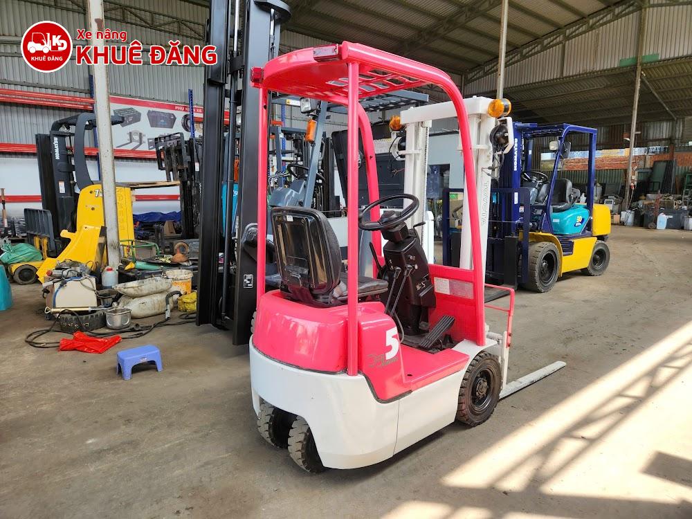 Xe nâng điện ngồi lái 3 bánh 500kg Toyota 3FBK5, nâng cao 2.5m