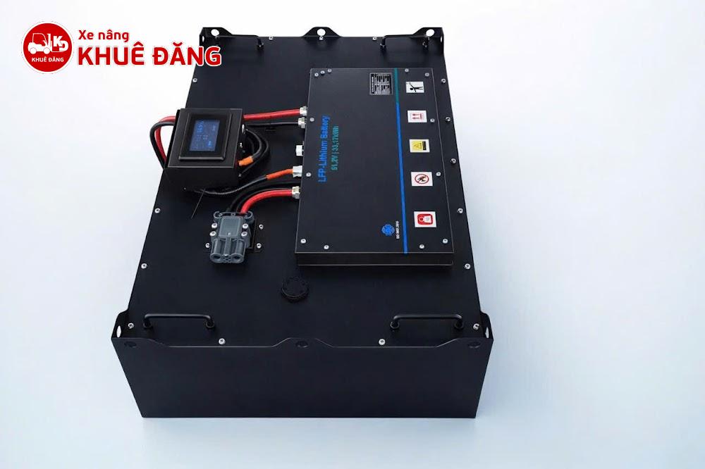 Pin Lithium Xe nâng điện 51.2V 412Ah