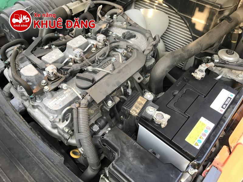 Động cơ phun dầu điện tử đời mới trên xe nâng Toyota đời 8