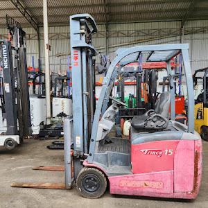 Xe nâng điện ngồi lái 1.5 tấn Nichiyu FBT15PN-80-400, 3 bánh, nâng cao 4m