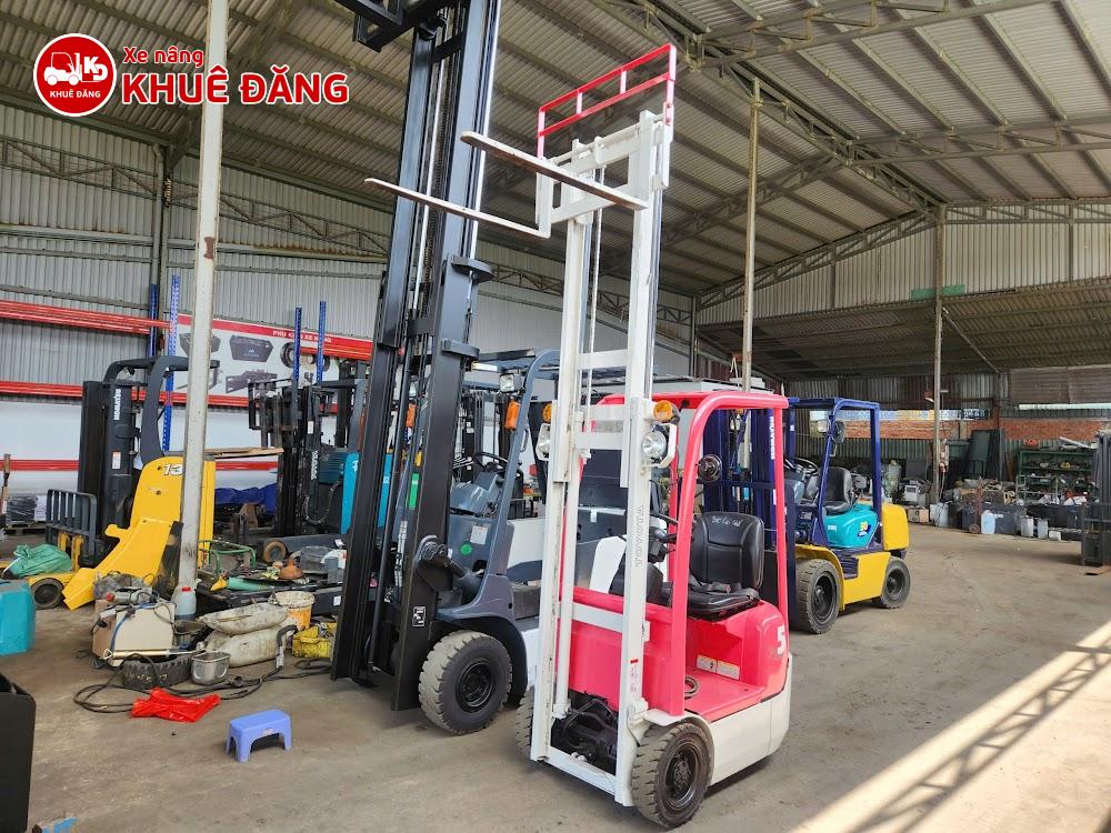 Xe nâng điện ngồi lái 3 bánh 500kg Toyota 3FBK5, nâng cao 2.5m