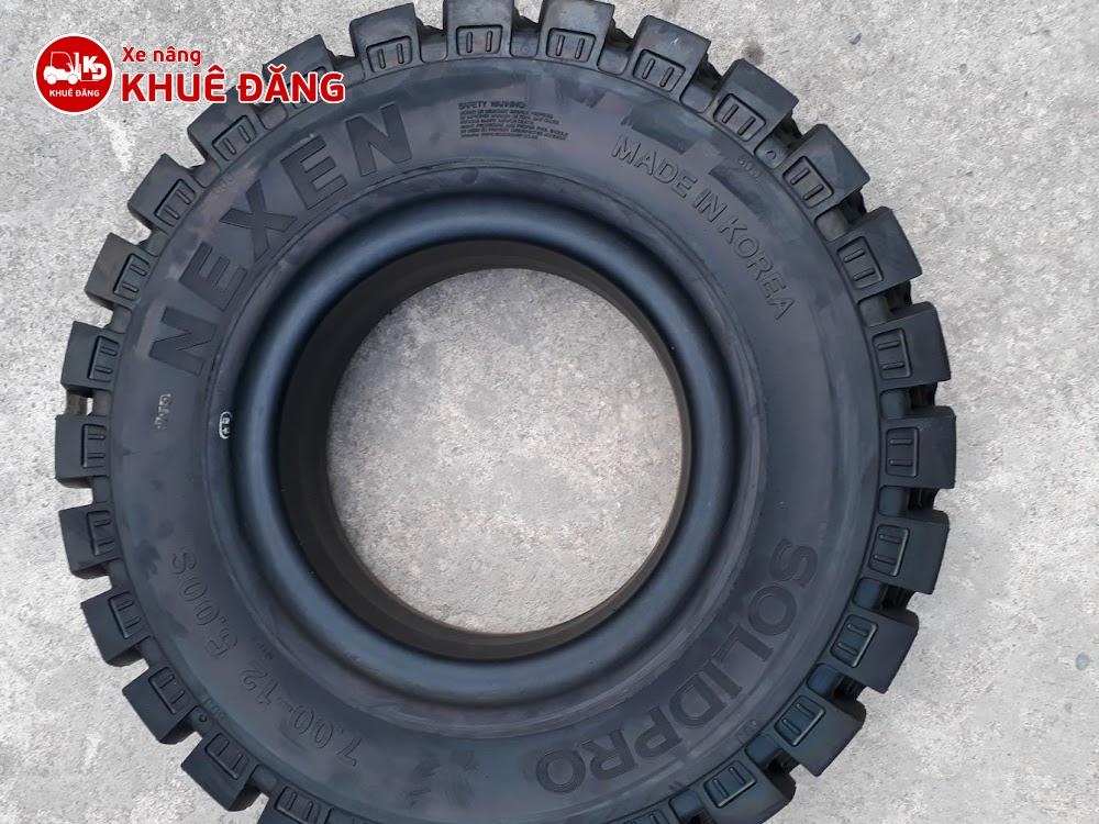 Lốp đặc 700-12 Nexen SOLIDPRO Hàn Quốc