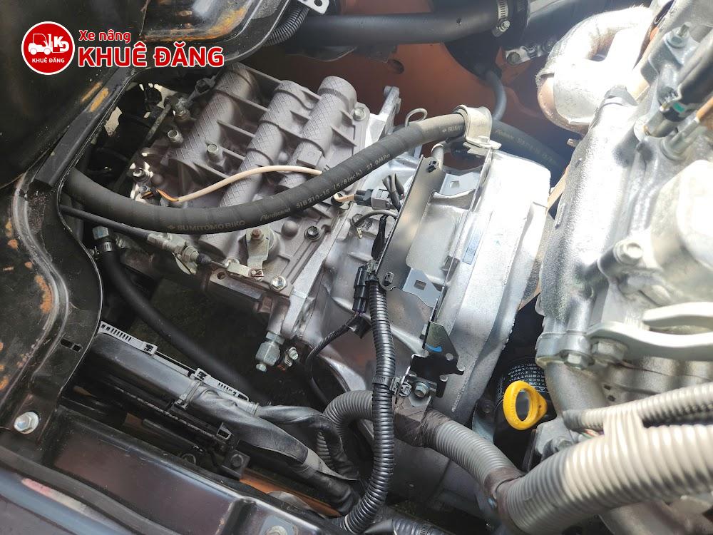 Hộp số tự động của Xe nâng 2 tấn Toyota 02-8FD20