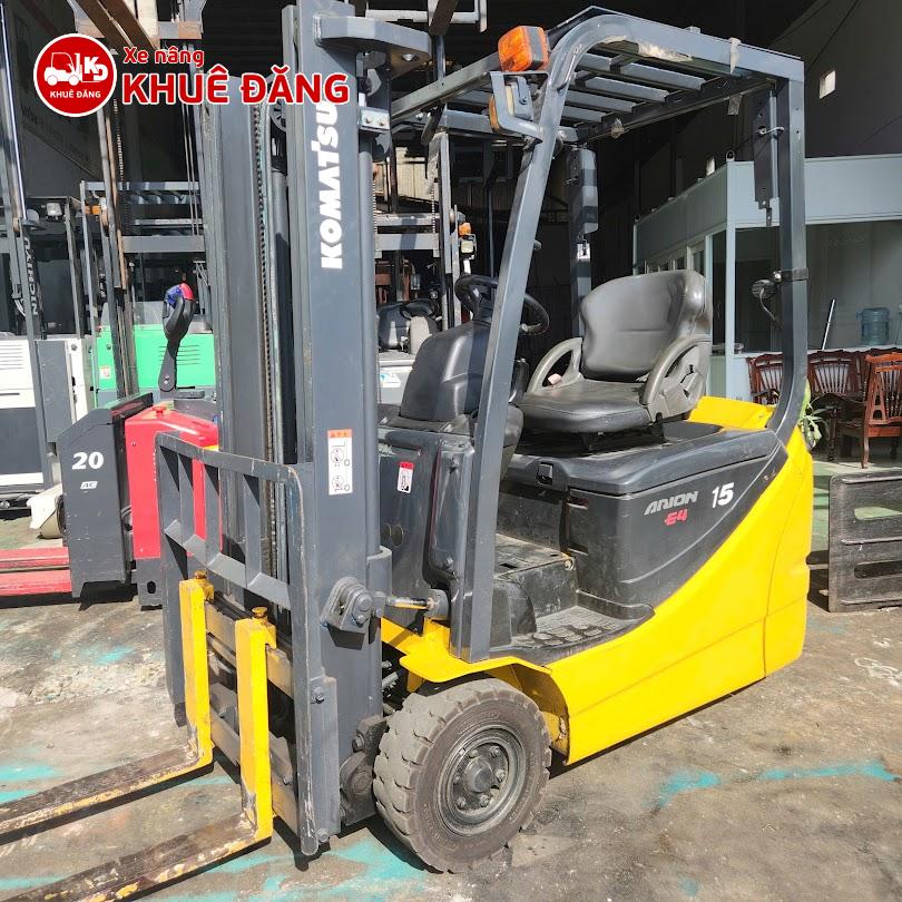 Xe nâng điện ngồi lái 3 bánh 1.5 tấn Komatsu FB15M-12