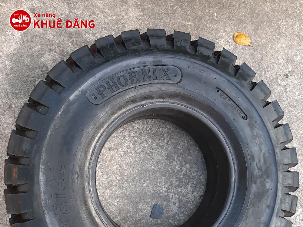 Lốp đặc xe nâng 700-12 Phoenix