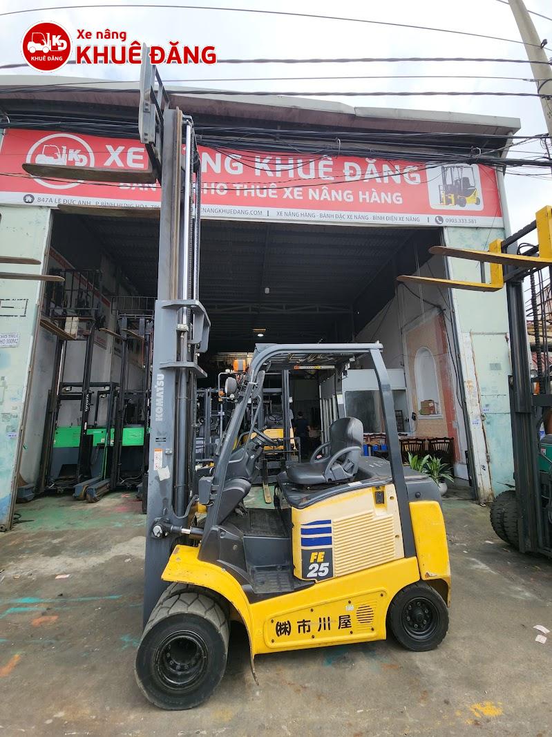 🚜 Komatsu FE25-1
💰 Giá tham khảo: 240.000.000 ₫
🔗 Xem chi tiết: https://xenangkhuedang.com/xe-nang-dien-ngoi-lai-2-5-tan-komatsu-fe25-1-lop-doi-nang-cao-4m/