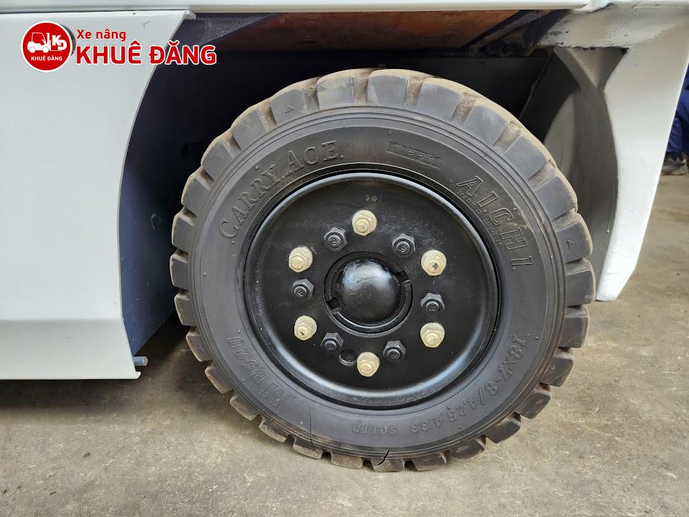 Xe nâng điện ngồi lái 2.5 tấn TCM FB25-7, 4m, đóng mở càng