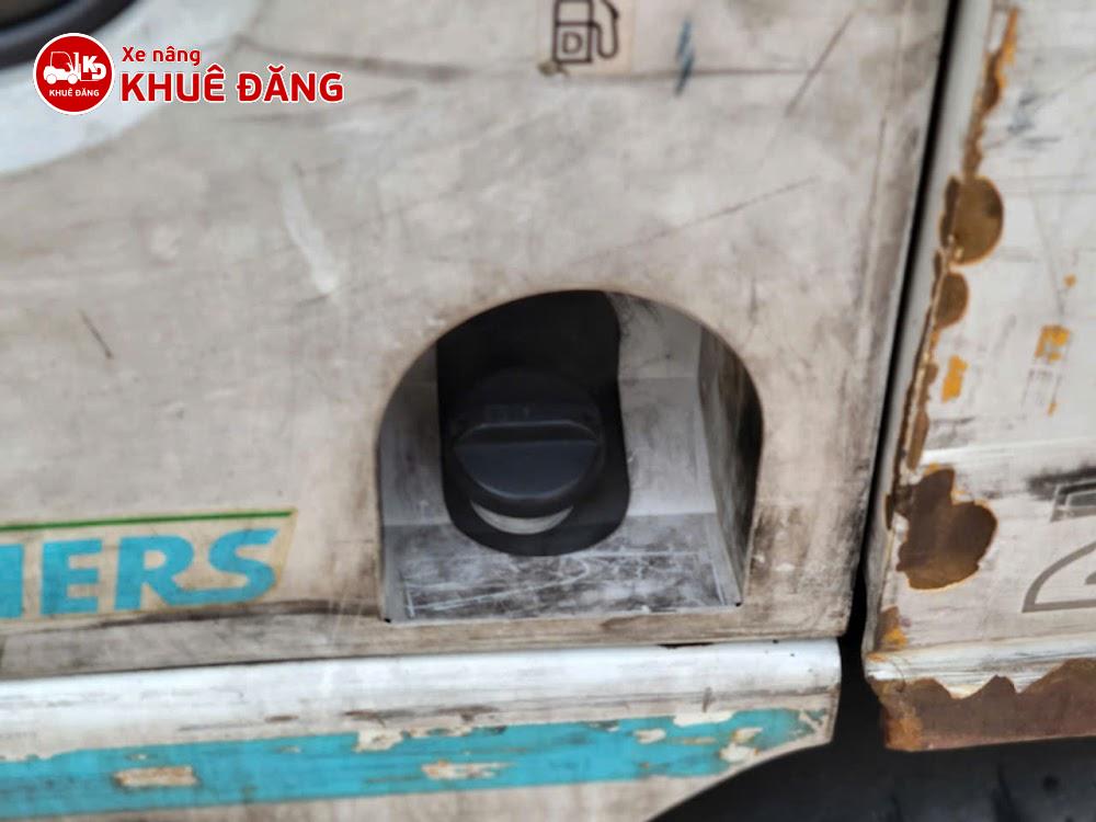 Xe nâng dầu 2.5 tấn Unicarriers FD25, 4m