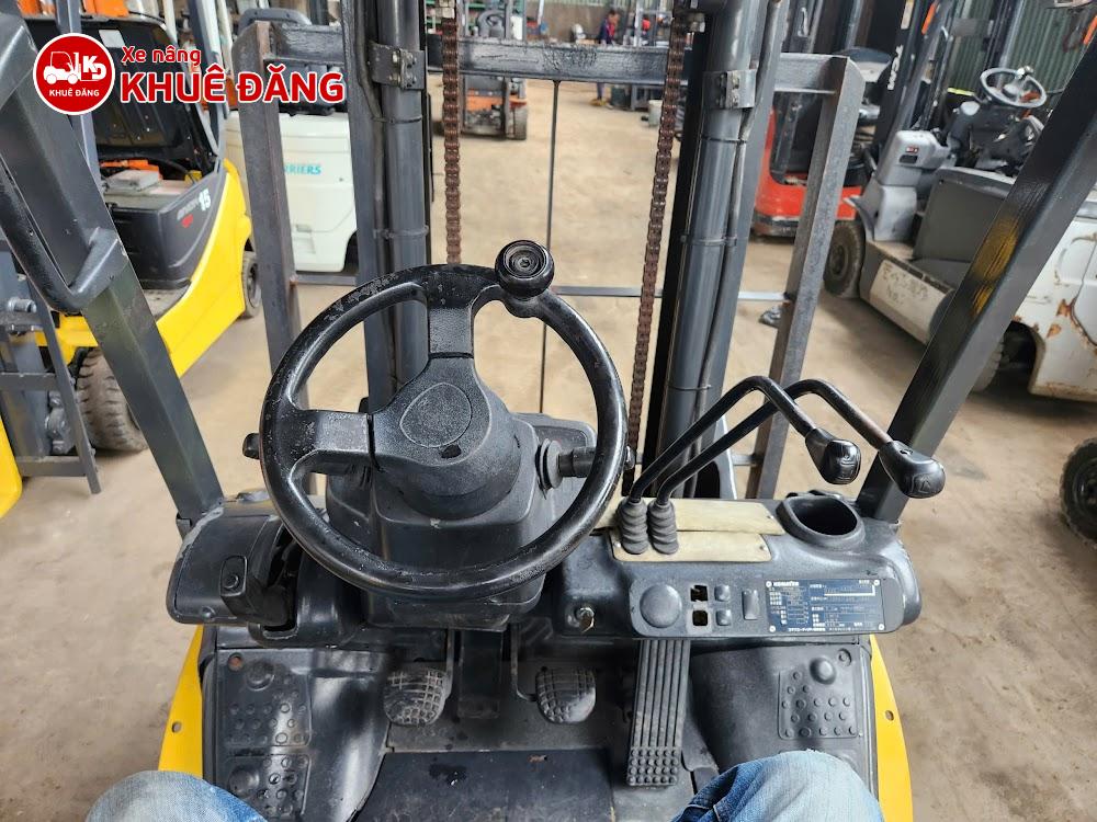 Xe nâng xăng 2 tấn Komatsu FG20T-16