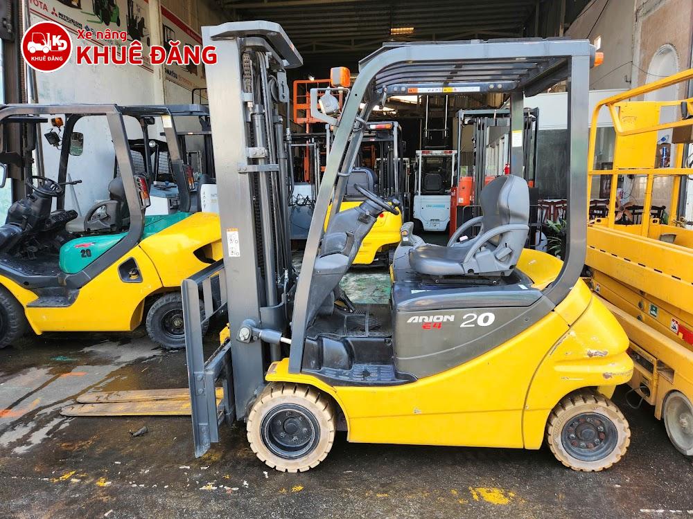 Xe nâng điện 2 tấn Komatsu FB20A-12
