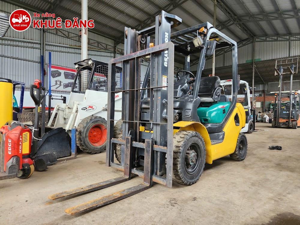 Xe nâng xăng 2 tấn Komatsu FG20T-16