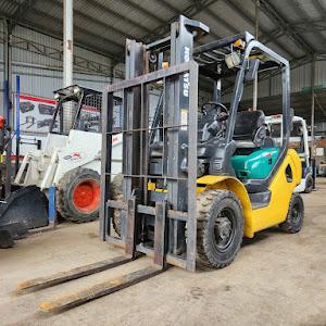 Xe nâng xăng 2 tấn Komatsu FG20T-16