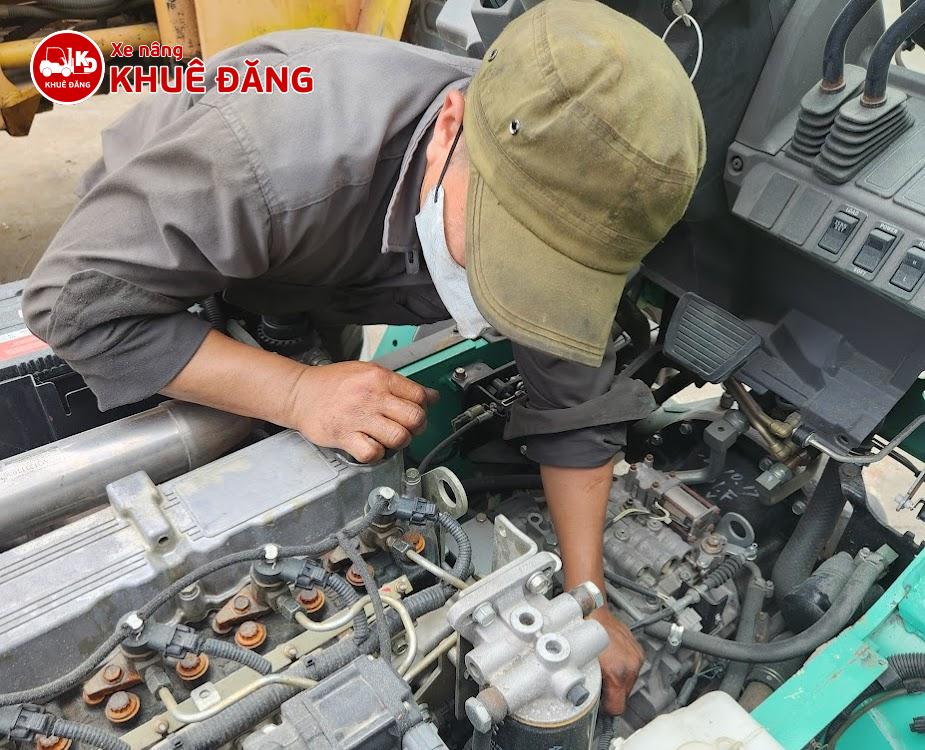 Sửa xe nâng dầu 2 tấn Mitsubishi tại Quận 12 TPHCM