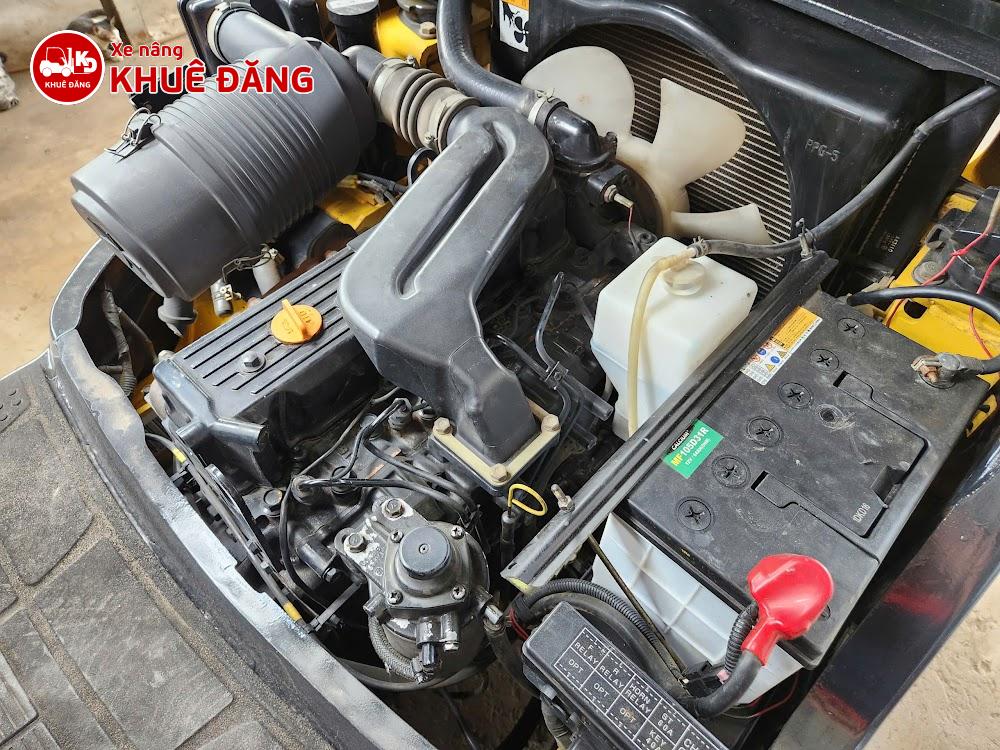 Xe nâng dầu 1.5 tấn Komatsu FD15C-18 - Tư vấn