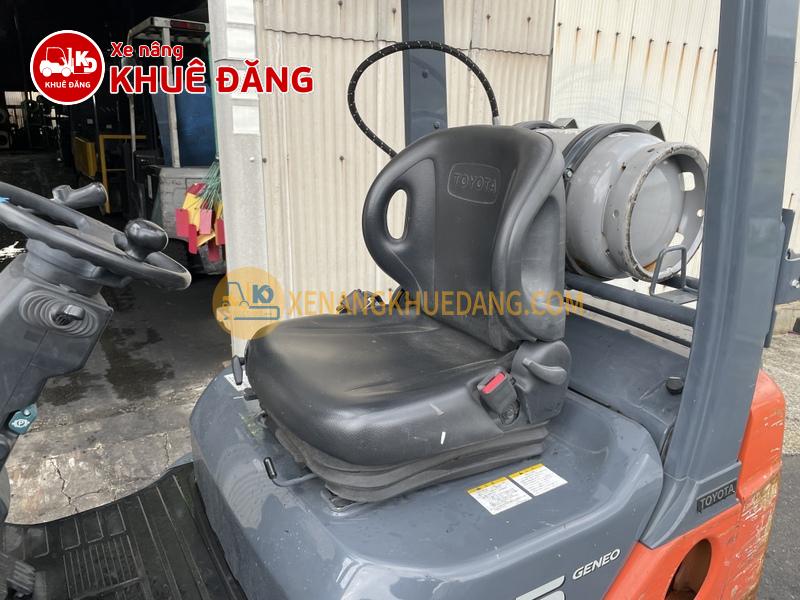 1803-Xe nâng xăng gas 1.5 tấn Toyota 02-8FG15