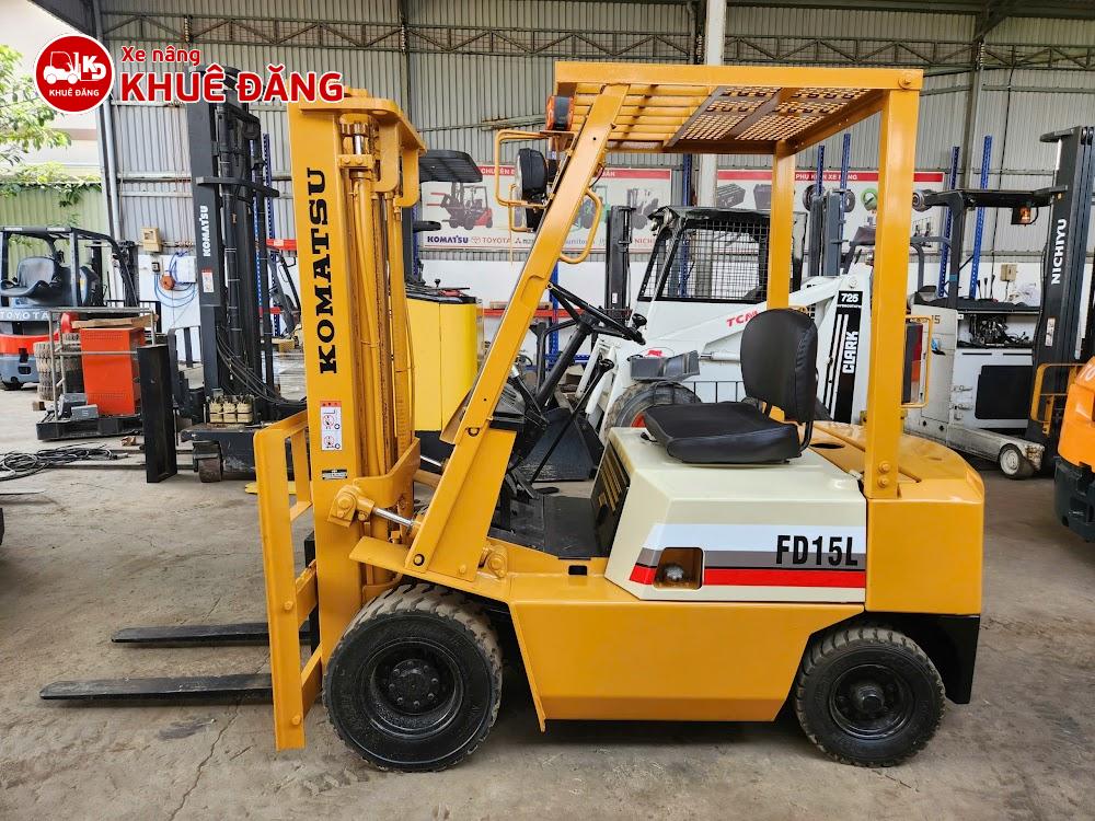 Xe nâng dầu 1.5 tấn Komatsu FD15L-14
