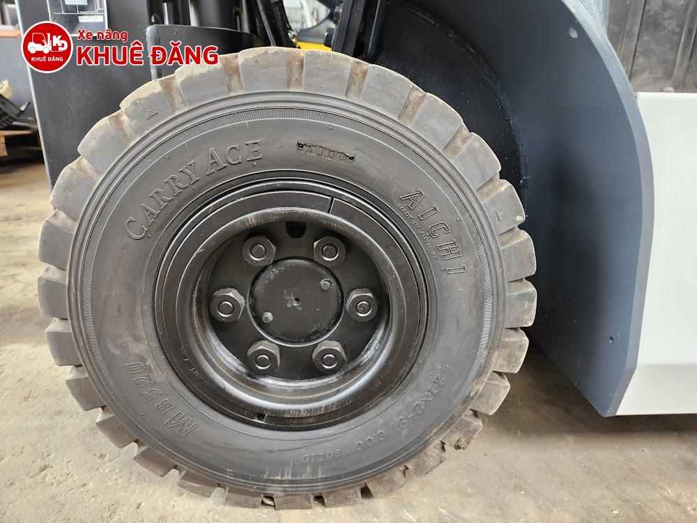 Xe nâng điện ngồi lái 2.5 tấn TCM FB25-7, 4m, đóng mở càng