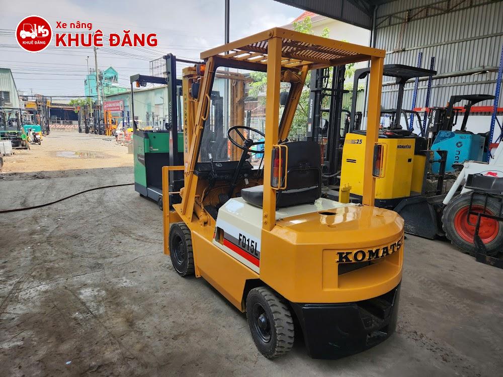 Xe nâng dầu 1.5 tấn Komatsu FD15L-14