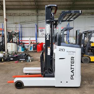 Xe nâng điện đứng lái 2 tấn Nichiyu FBRA20-75-400, 4m