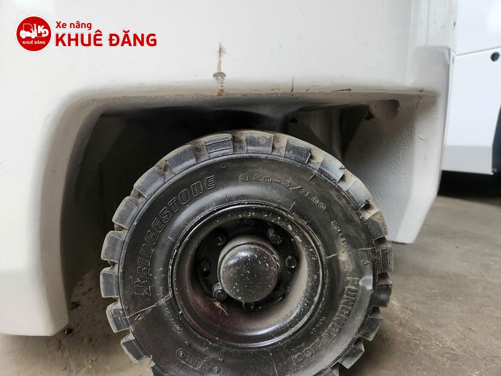 Xe nâng điện ngồi lái 3 bánh 500kg Toyota 3FBK5, nâng cao 2.5m