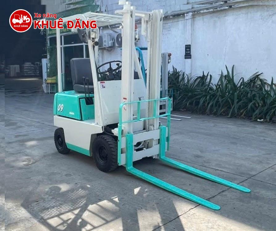 1992-Xe nâng điện ngồi lái 900kg Komatsu FB09-3