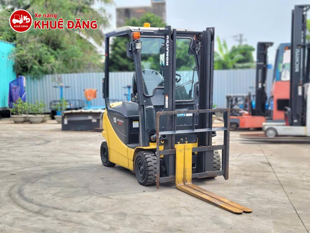 Xe nâng điện ngồi lái 1.5 tấn Komatsu FB15-12