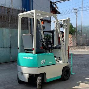 Xe nâng điện ngồi lái 700kg Komatsu FB07-3
