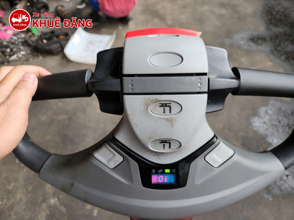 Xe nâng tay điện 2 tấn Toyota BT-2HBW20