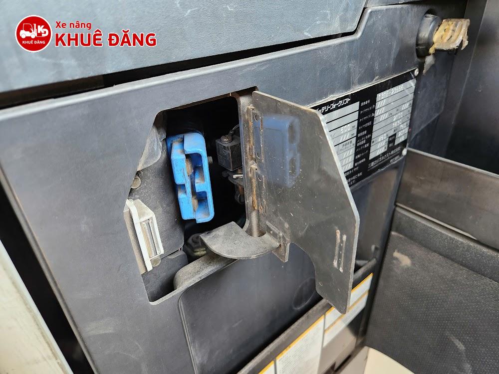 Xe nâng điện đứng lái 1.5 tấn Nichiyu FBR15-80C-300, 3m, SX 2019