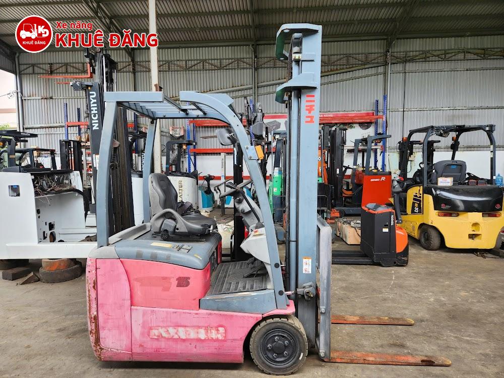 Xe nâng điện ngồi lái 1.5 tấn Nichiyu FBT15PN-80-400, 3 bánh, nâng cao 4m