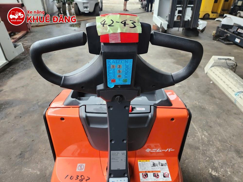 Xe nâng tay điện 2 tấn Toyota BT-2HBW20
