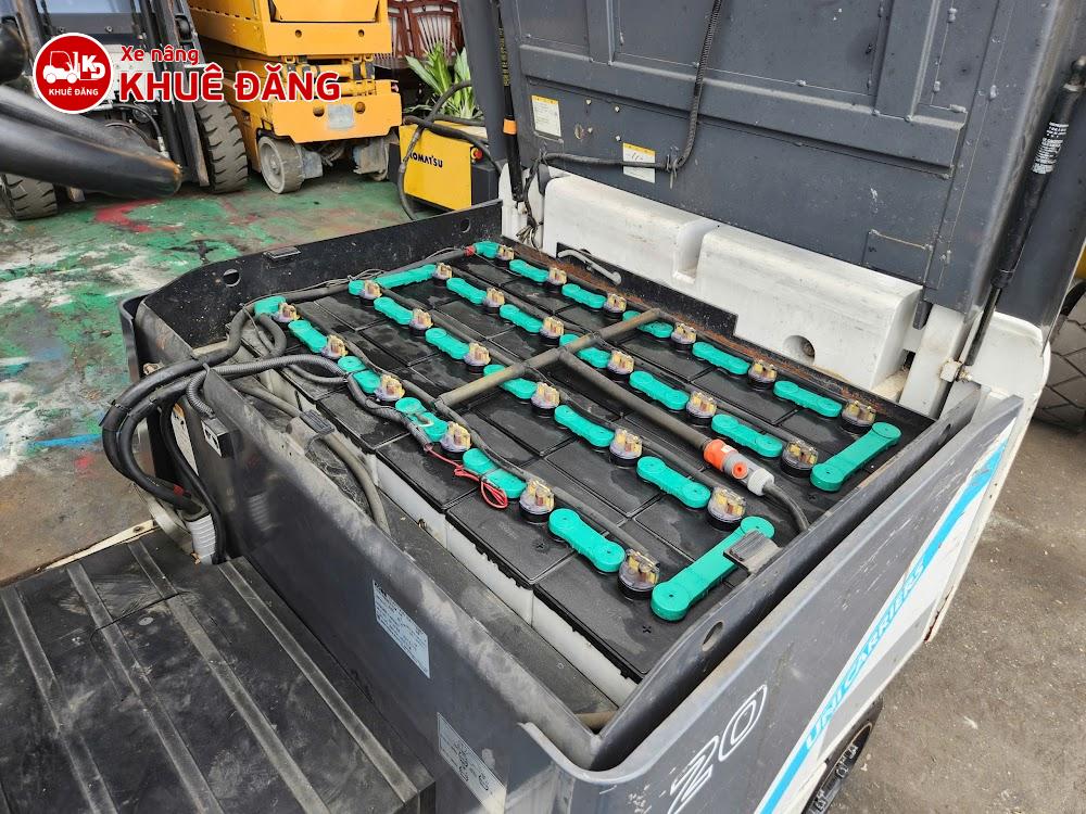 Xe nâng điện ngồi lái 2 tấn Unicarriers FB20-8, 3m, 2015
