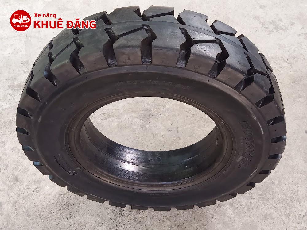 Lốp đặc xe nâng 600-15 Phoenix