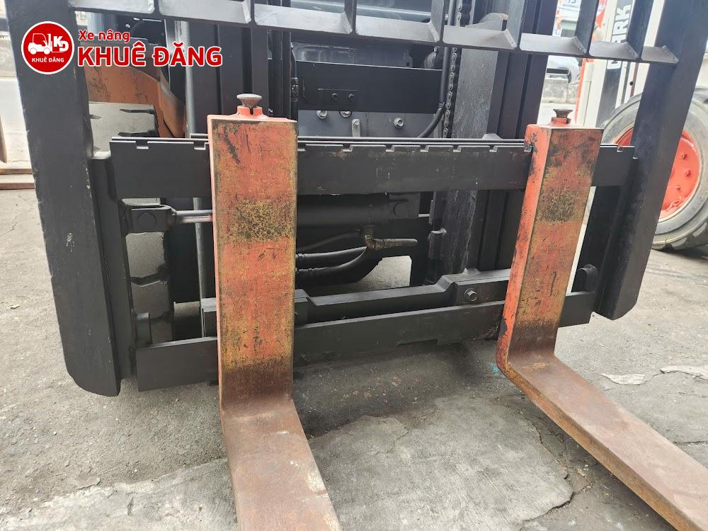 Xe nâng dầu 2 tấn Toyota 02-8FD20, 3.5m, sàng khung - Động cơ