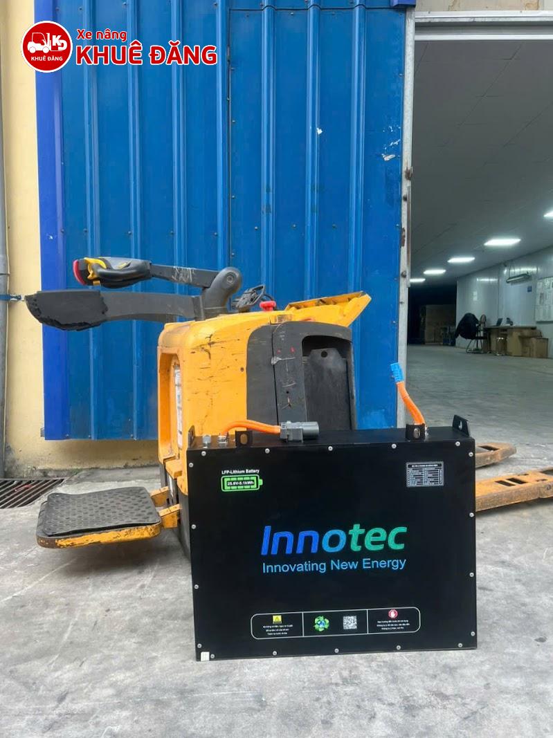 Pin Lithium 24V 25.6V 230Ah cho xe nâng tay điện