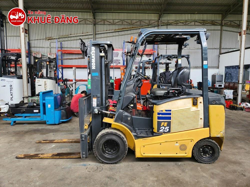 Xe nâng điện ngồi lái 2.5 tấn Komatsu FE25-1, Dịch Giá, SX 2018