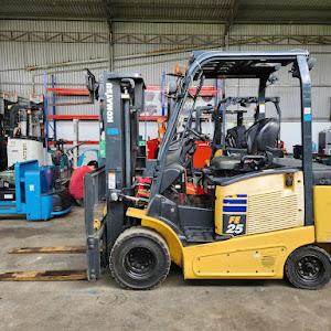 Xe nâng điện ngồi lái 2.5 tấn Komatsu FE25-1, Dịch Giá, SX 2018