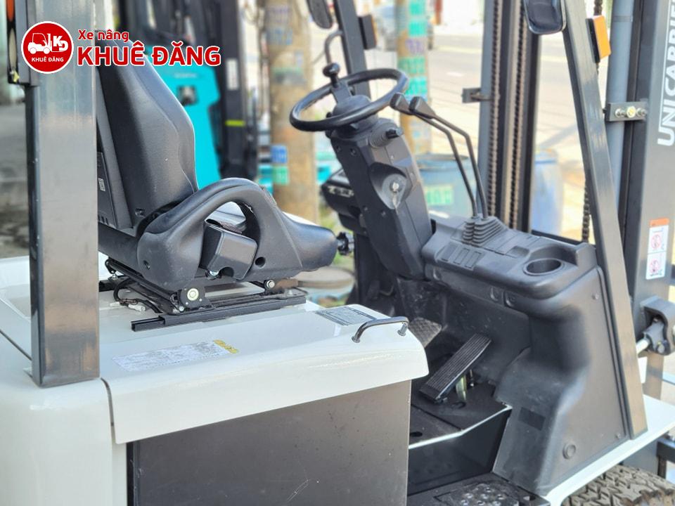 Xe nâng điện ngồi lái 1.5 tấn Nissan K1B1L15