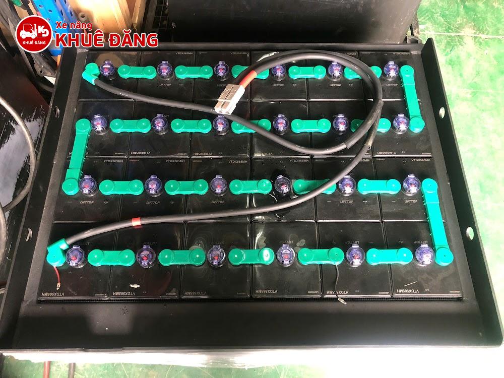 Bình Điện Xe Nâng 48V/565Ah nối từ 24 cell đơn