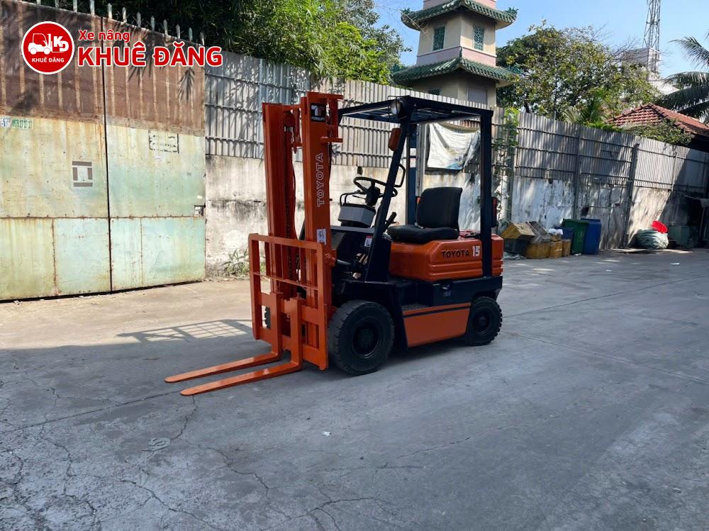 2009-Xe nâng xăng gas 1.5 tấn Toyota 02-5FG15