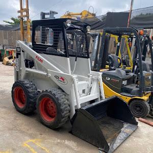 Xe xúc TCM Bobcat 725