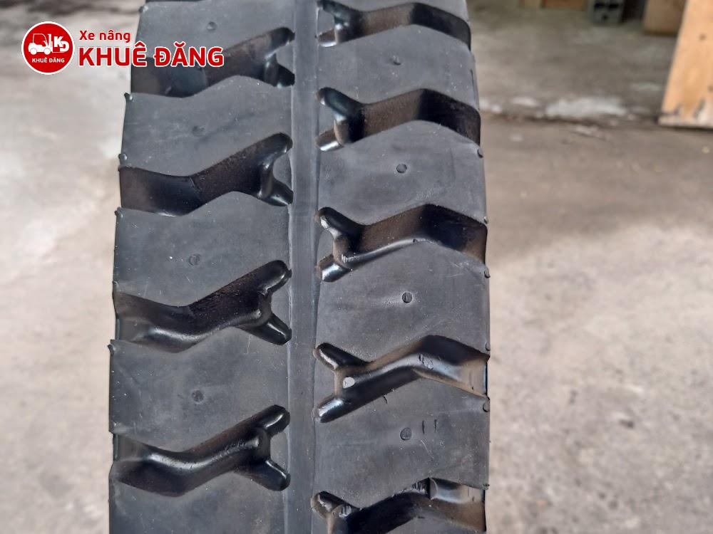 Lốp đặc xe nâng 550-15 Phoenix