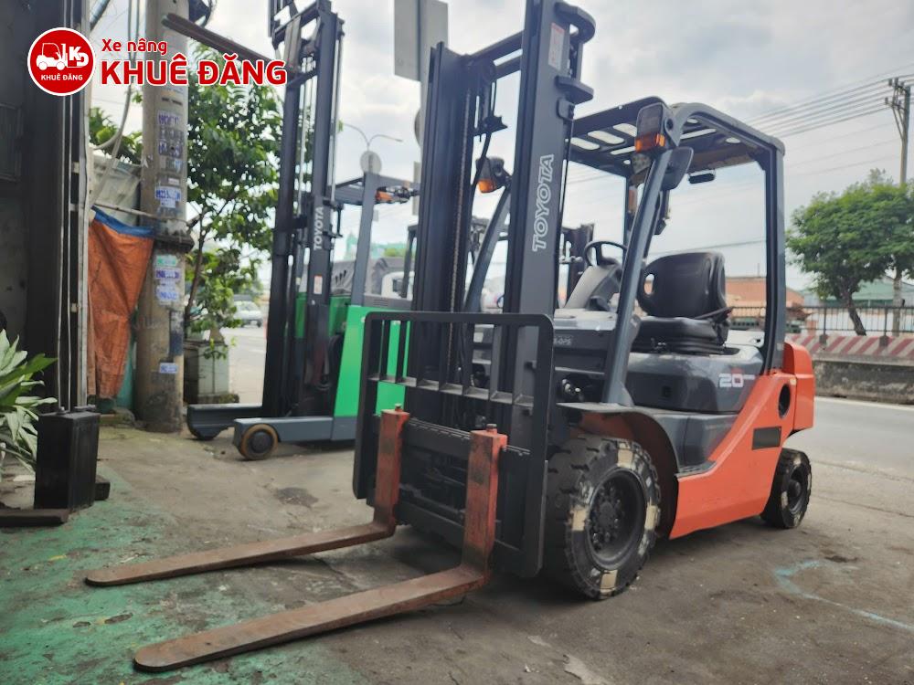 Xe nâng dầu 2 tấn Toyota 02-8FD20, 3.5m, sàng khung - Chi tiết khung nâng