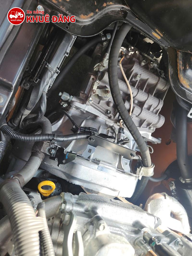 Xe nâng dầu 2 tấn Toyota 02-8FD20, 3.5m, sàng khung - Chi tiết khung nâng cao