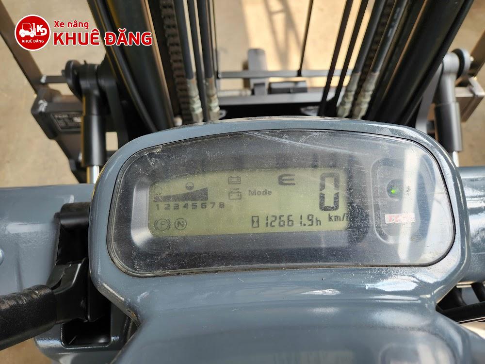 Xe nâng điện ngồi lái 2.5 tấn TCM FB25-7, 4m, đóng mở càng